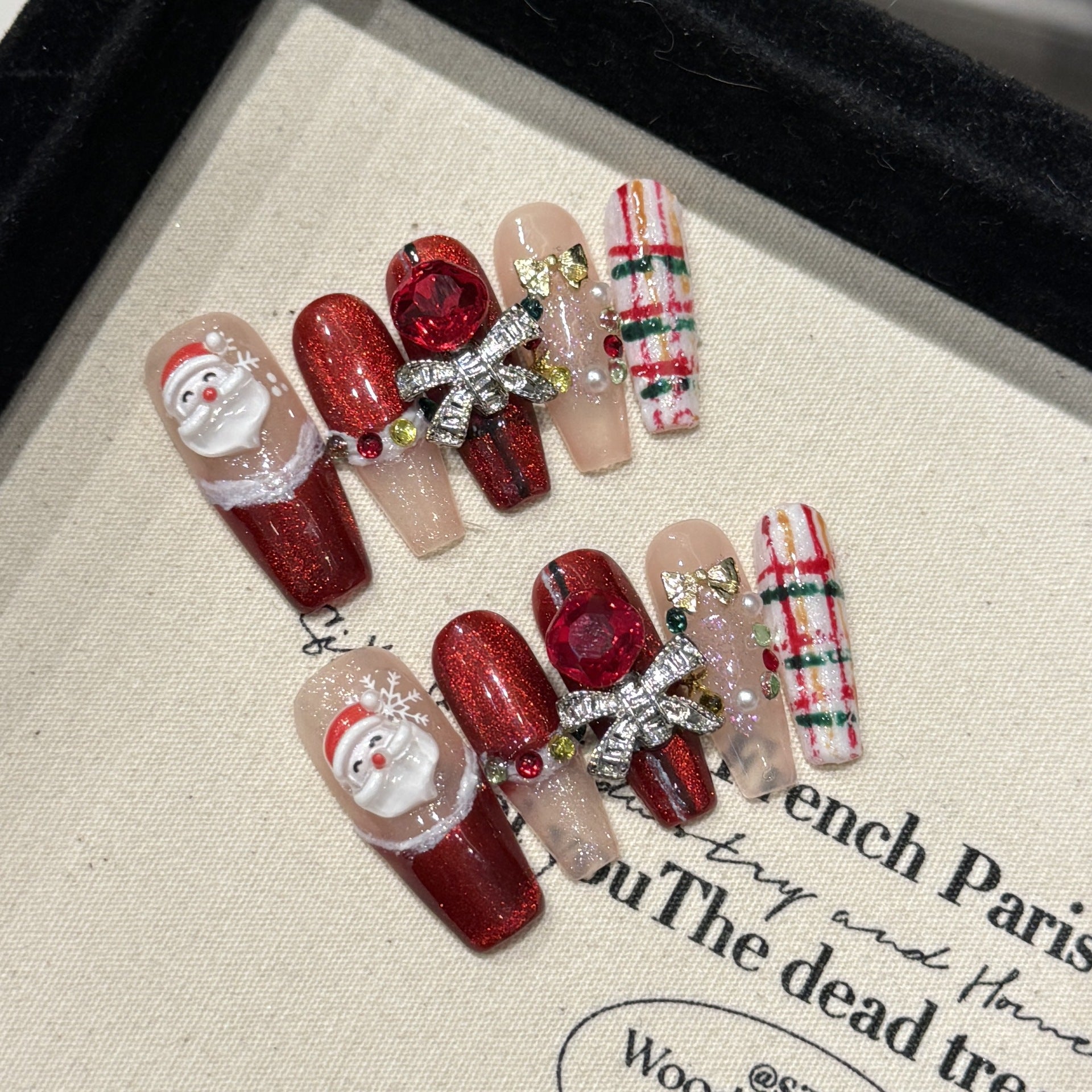 Red & Beige Christmas Fashionable Wearable Nail Art for Holiday Celebrations