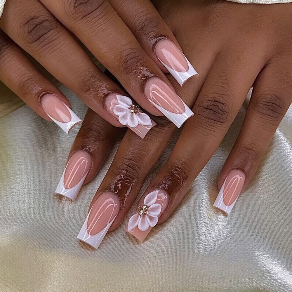 Beige and White Sweet Style Daily Wear False Nails with Flower Decor