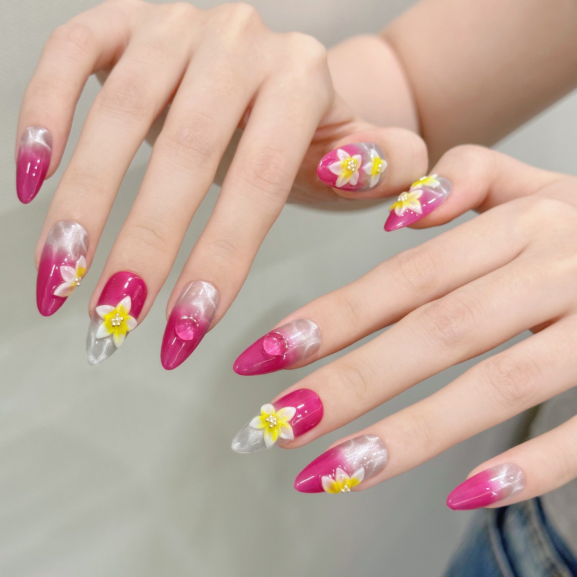 Pink and White Color Sweet Style Daily Wear False Nails