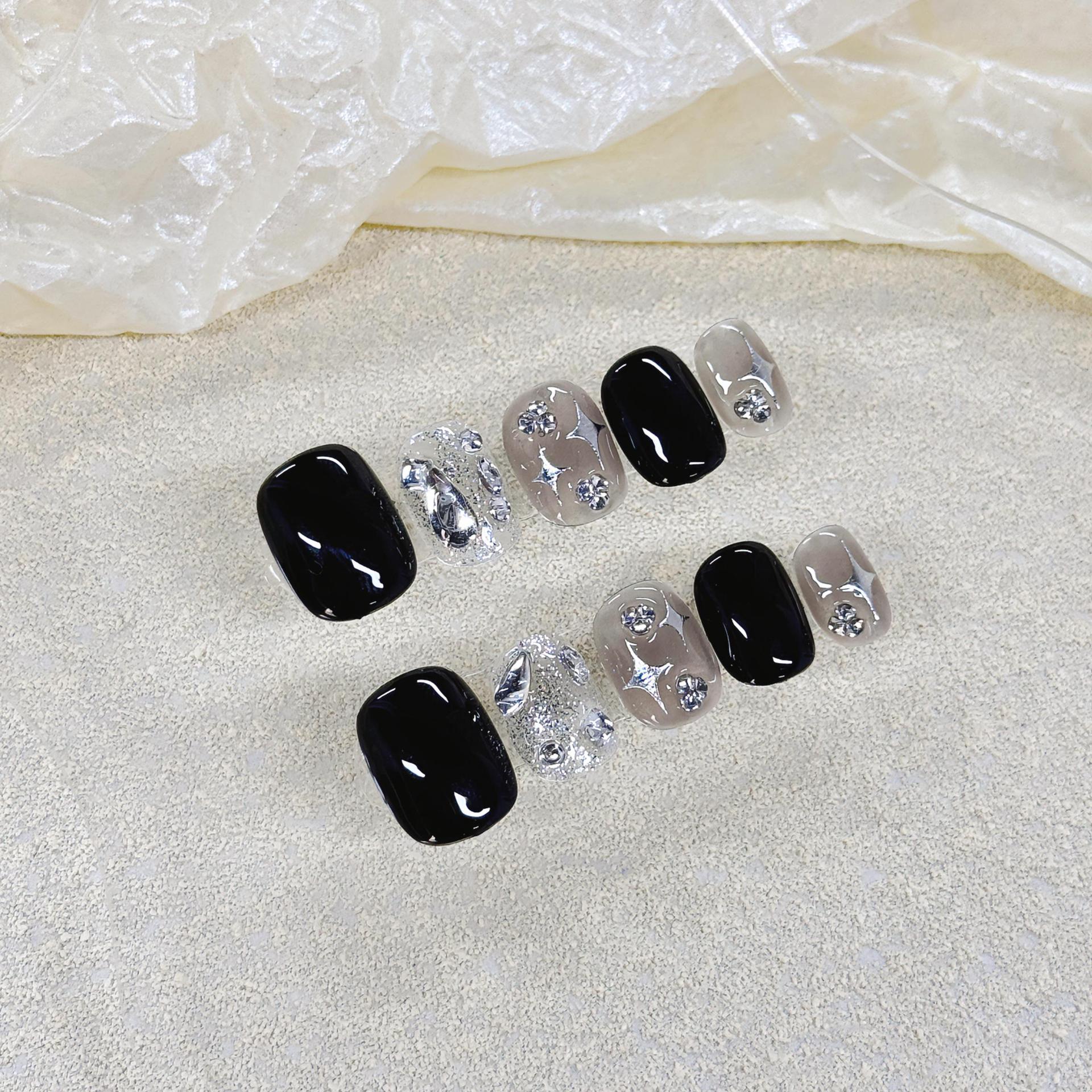 Black and Silver Elegant Night Out Wearable Nail Art