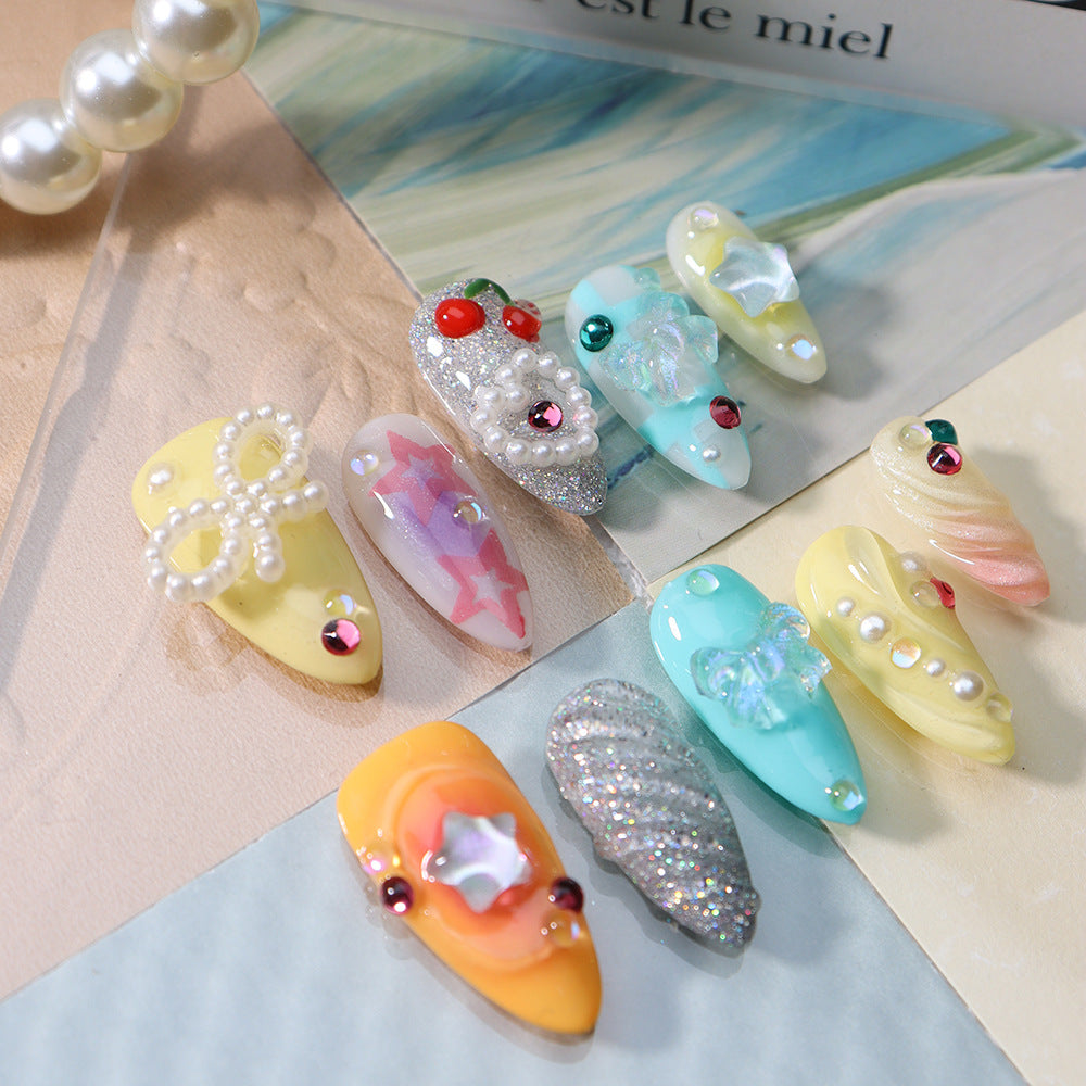 Colorful and fashionable summer nails