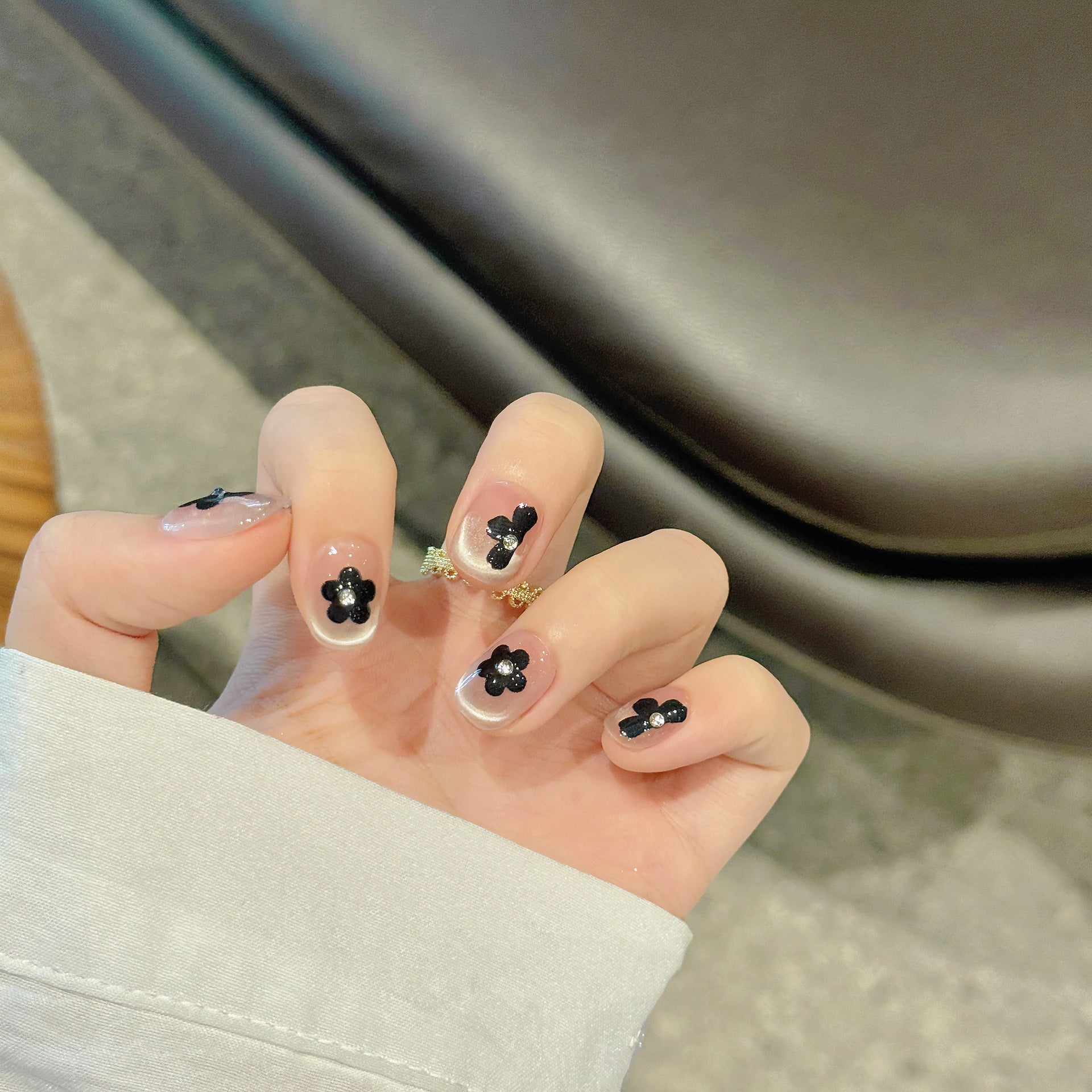 Pink and Black Color, Floral Style, Daily Use, Wearable Nail Art