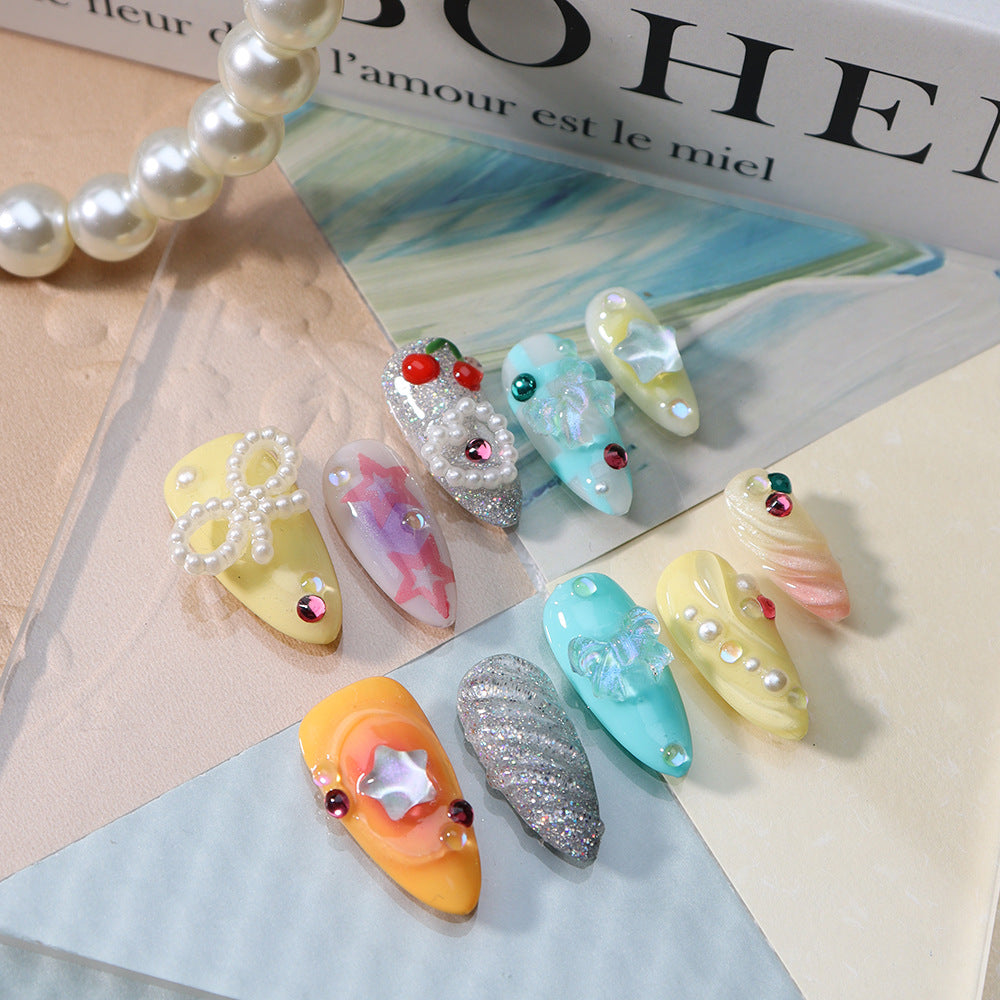 Colorful and fashionable summer nails