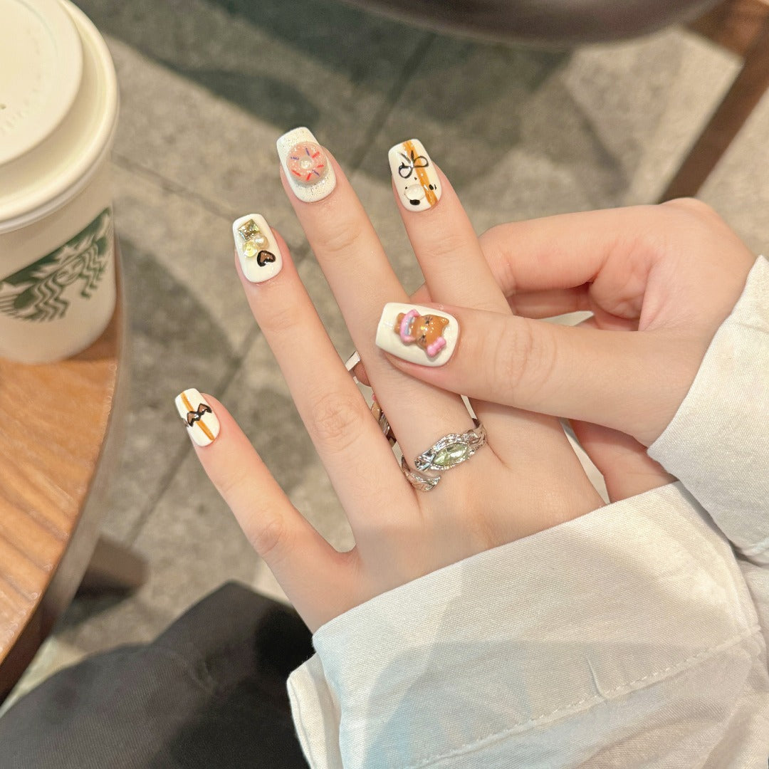 White and Brown Kawaii Style Daily Wearable Press-On Nails