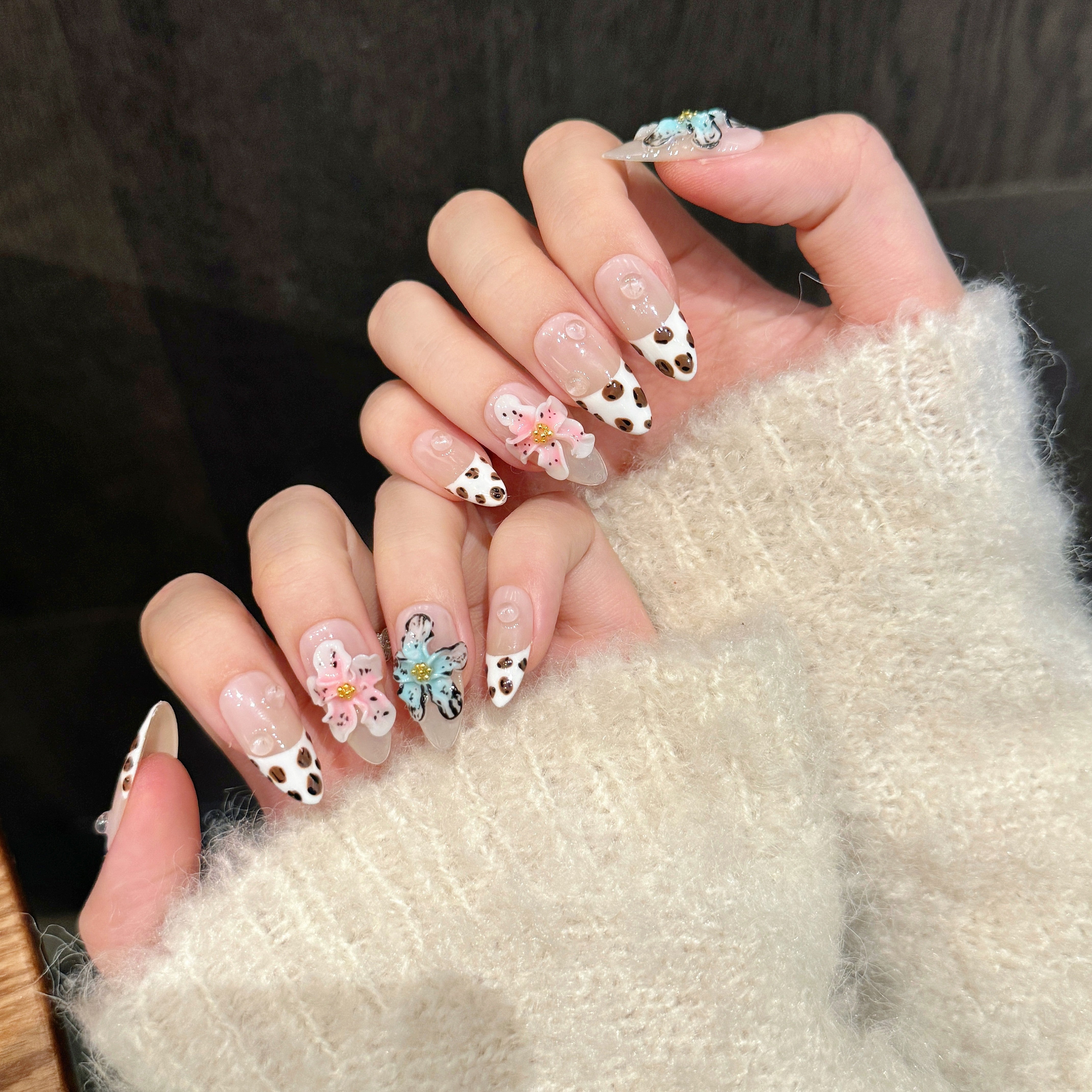 Nude  White Floral Sweet Style Party Wearable Nail Art