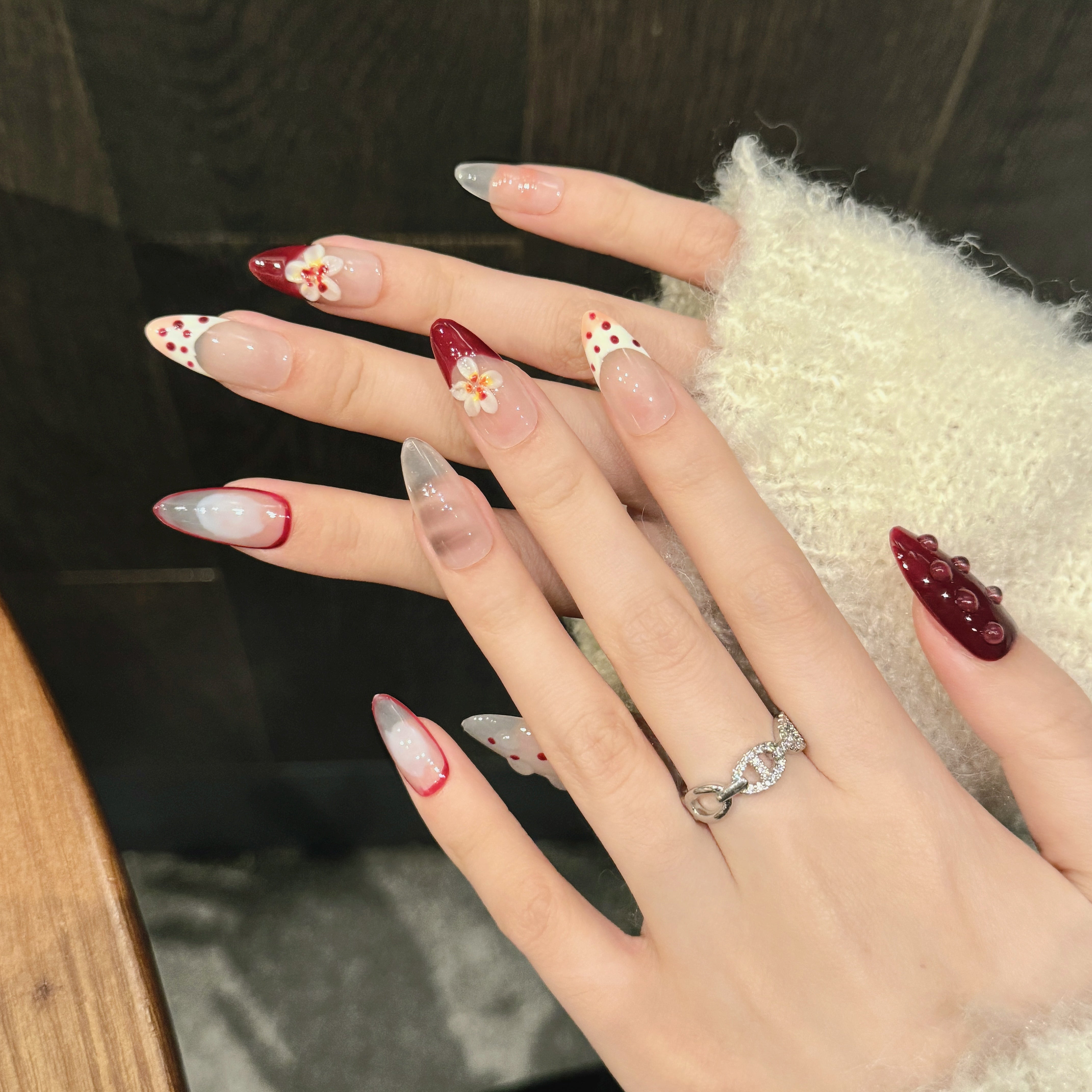 Maroon Nude Sweet Floral Daily Wear Press-on Nails