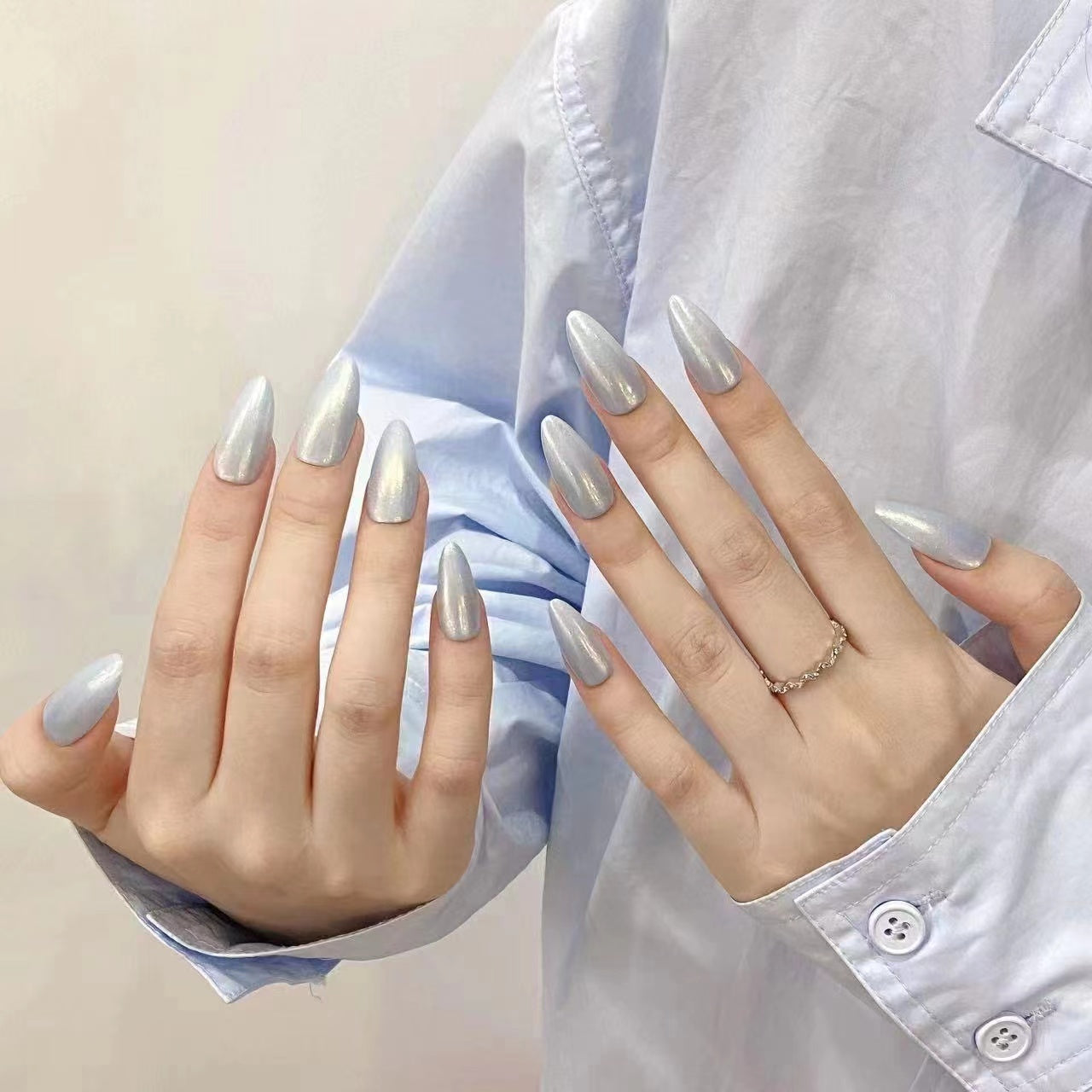 Light blue glossy everyday wear press-on nails.
