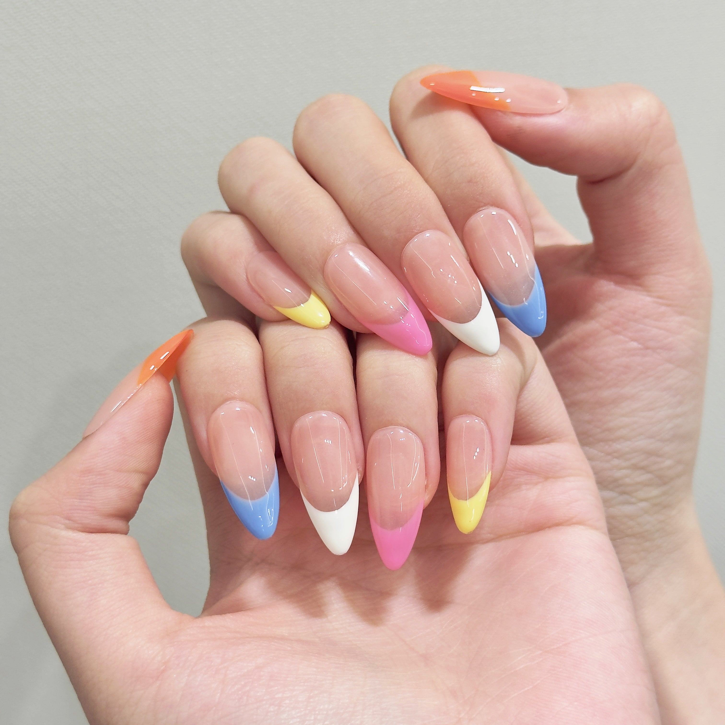 Neon gradient style party wear nail art press on nails.