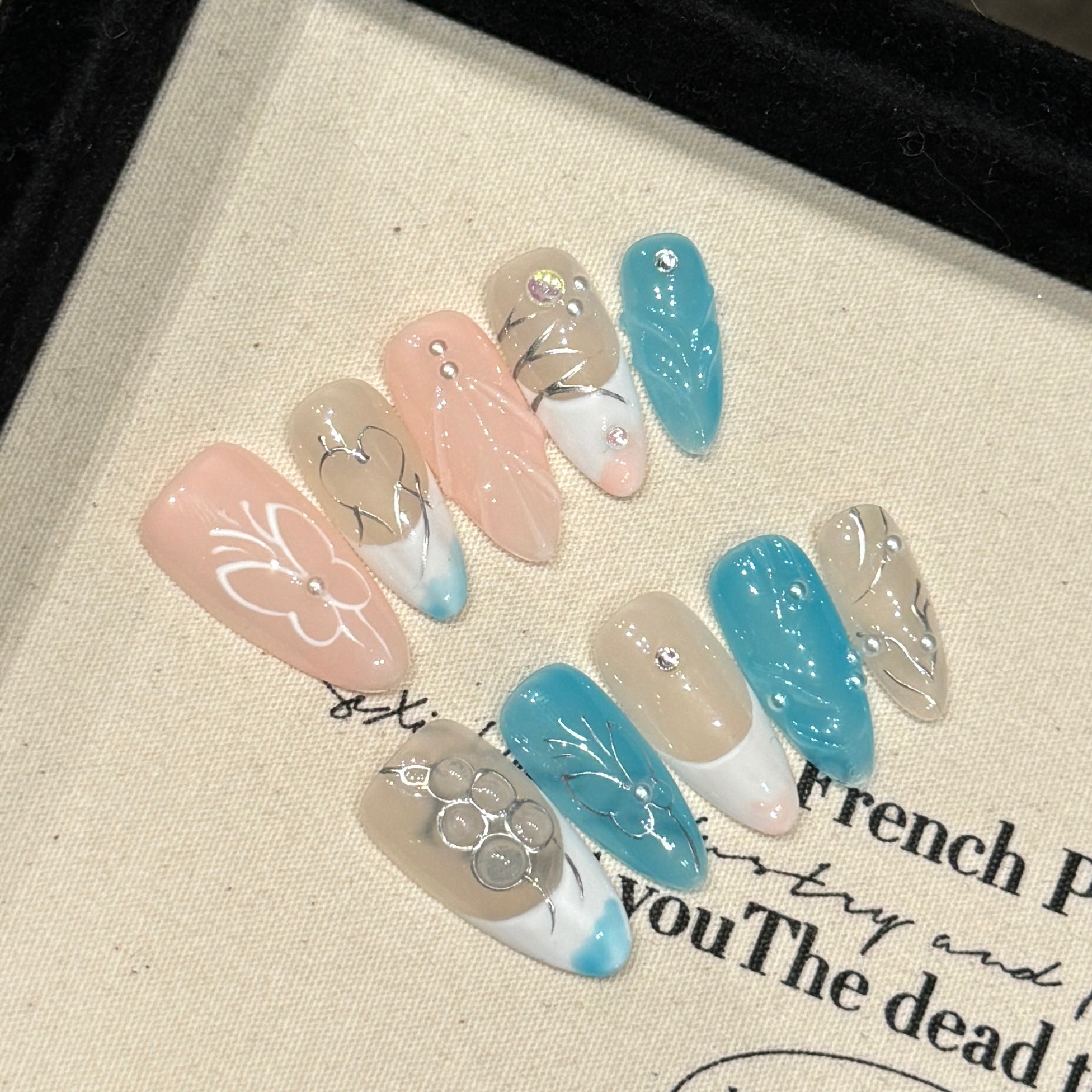 Soft pastel romantic style daily wear press-on nails
