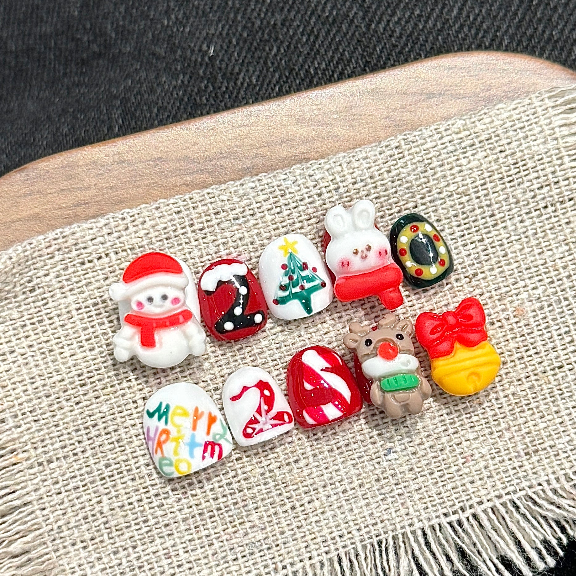 Red and White Festive Christmas Wearable Nail Art Children's nails