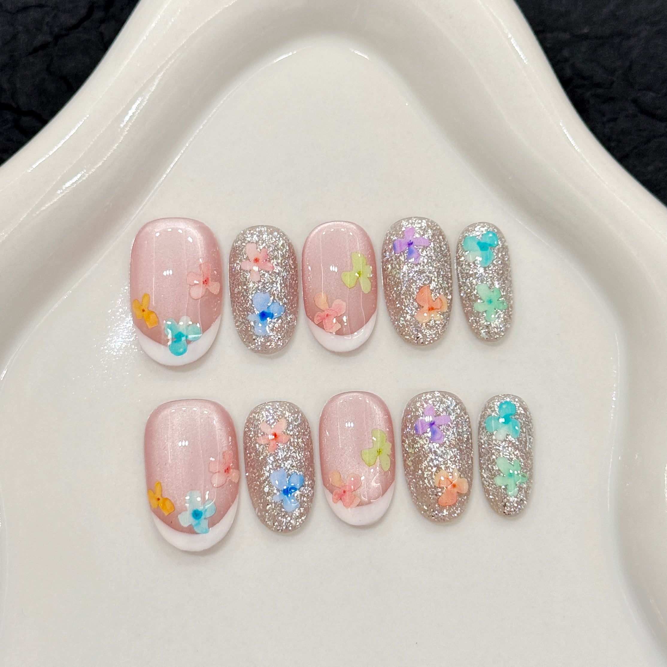 Pastel Floral Sweet Style for Spring and Daily Wear - Glittery Press-On Nails