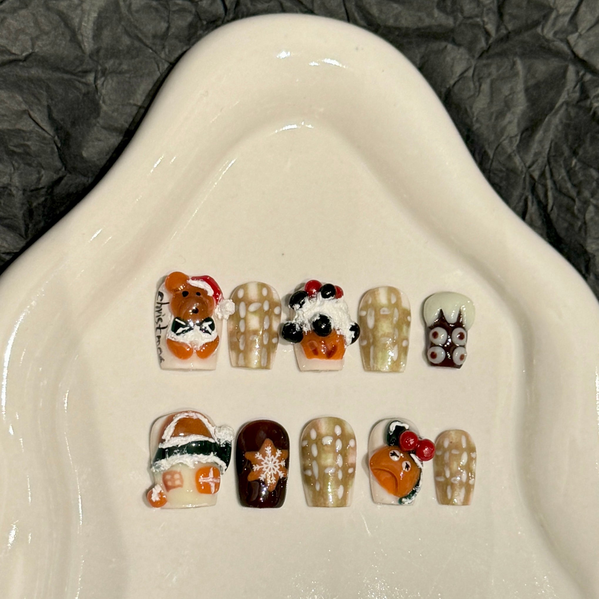 Brown & White Christmas - themed Cute Wearable Nail Art