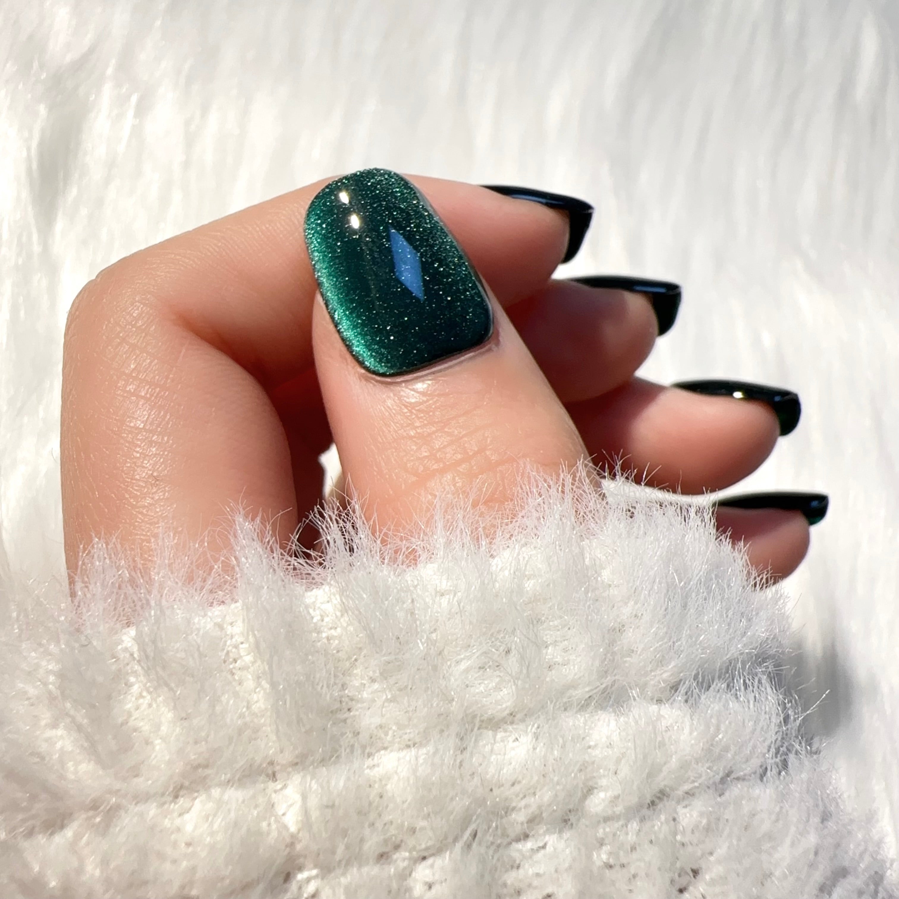 Dark Green Metallic Party Wear Press-on Nails