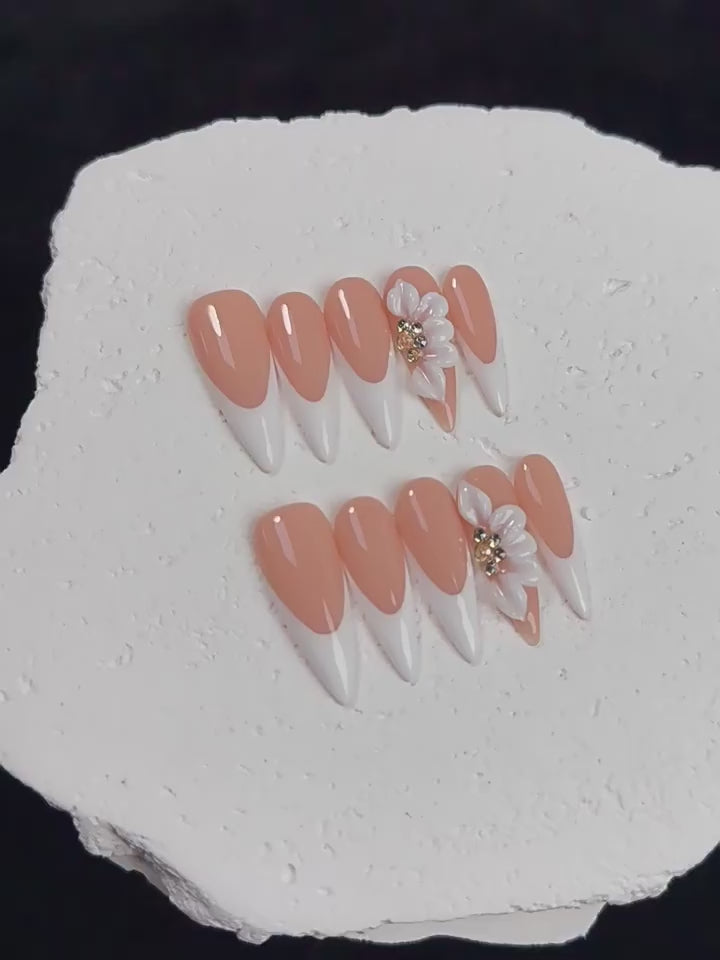 Nude & White Elegant French Style Wearable Nails for Daily & Special Occasions