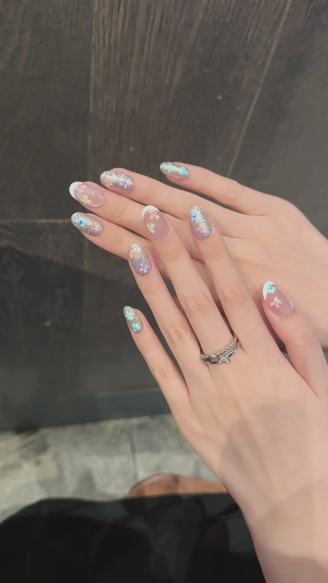 Pastel Floral Sweet Style for Spring and Daily Wear - Glittery Press-On Nails