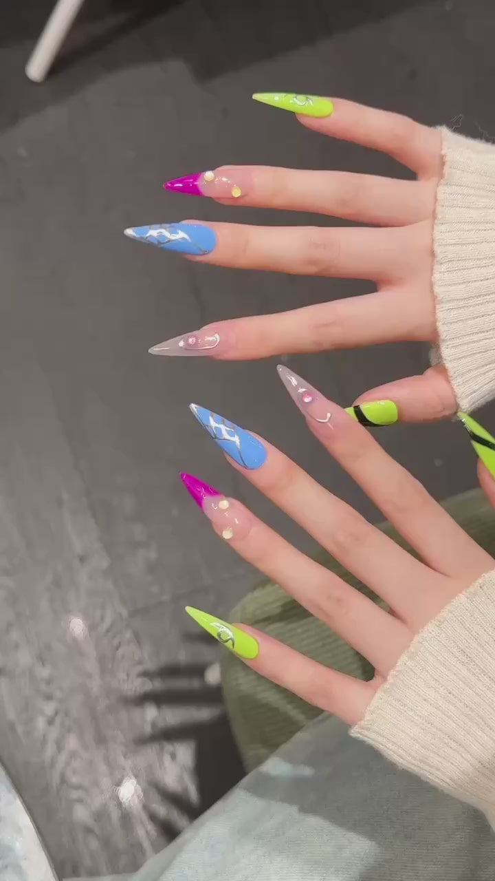 Multicolor Stylish Party Wearable Nail Art