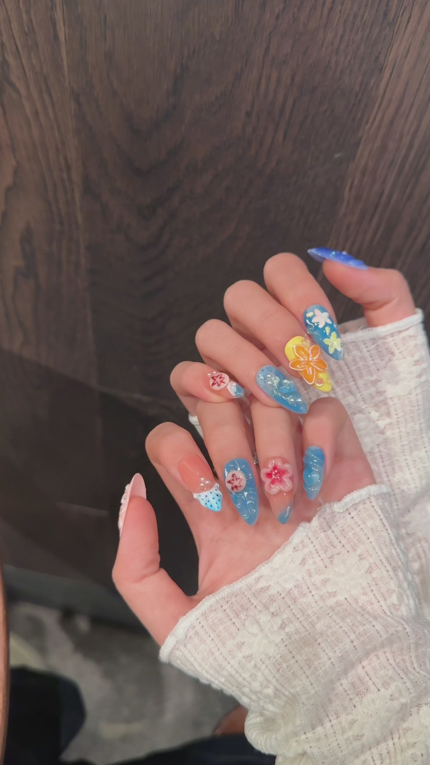 Pastel - Colored Floral Summer Beach Wearable Nail Art