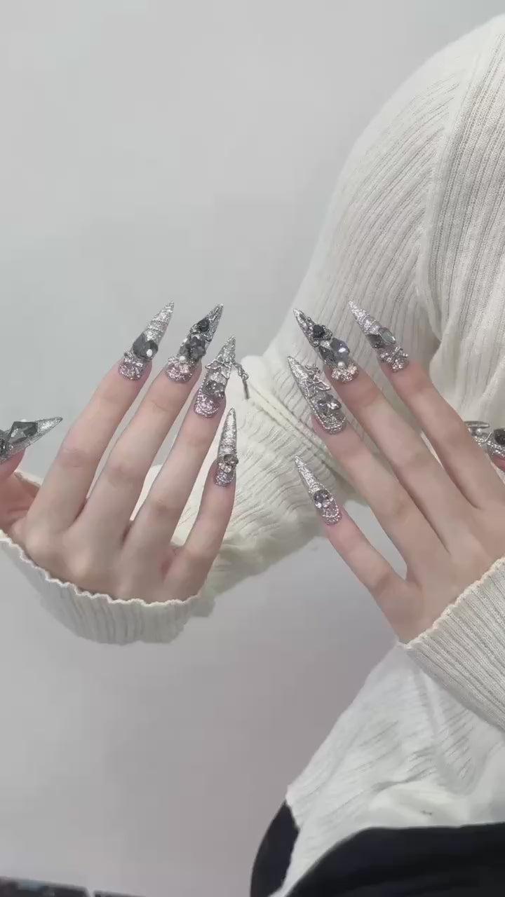 Silver - gray Gothic Style Party Wearable Nail Art Tips